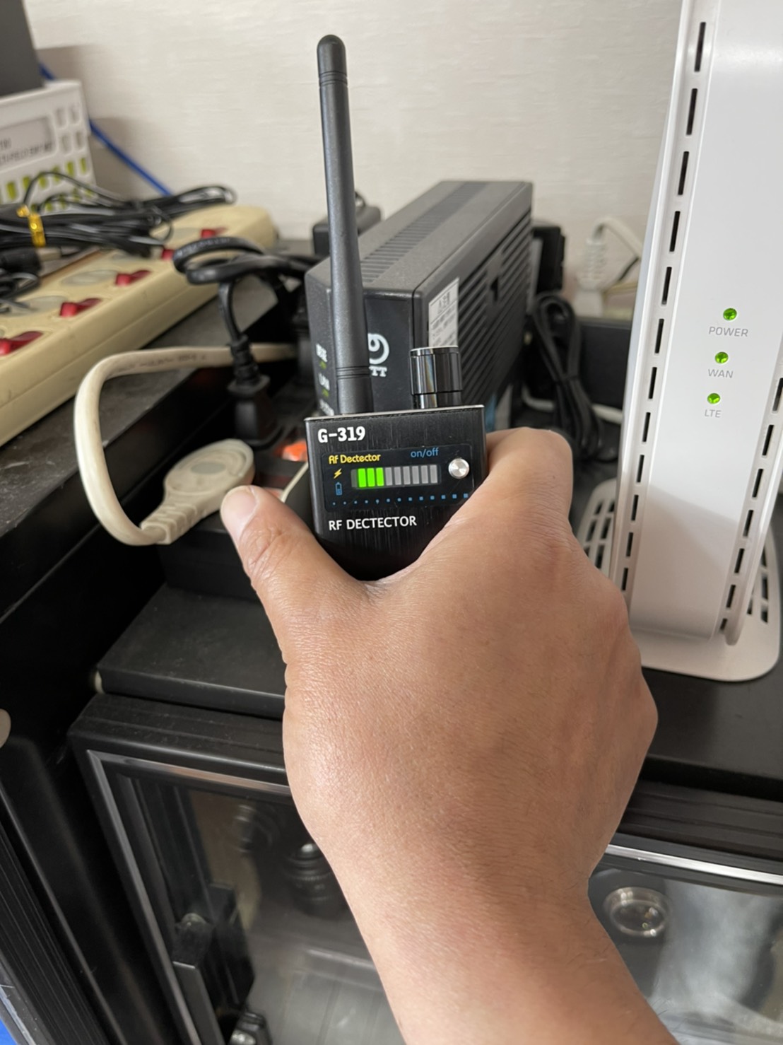 ICQUANZX アンチスパイ無線RF信号検出器G319 携帯1